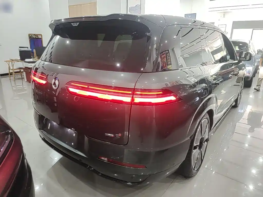 Denza N8 L Flagship
