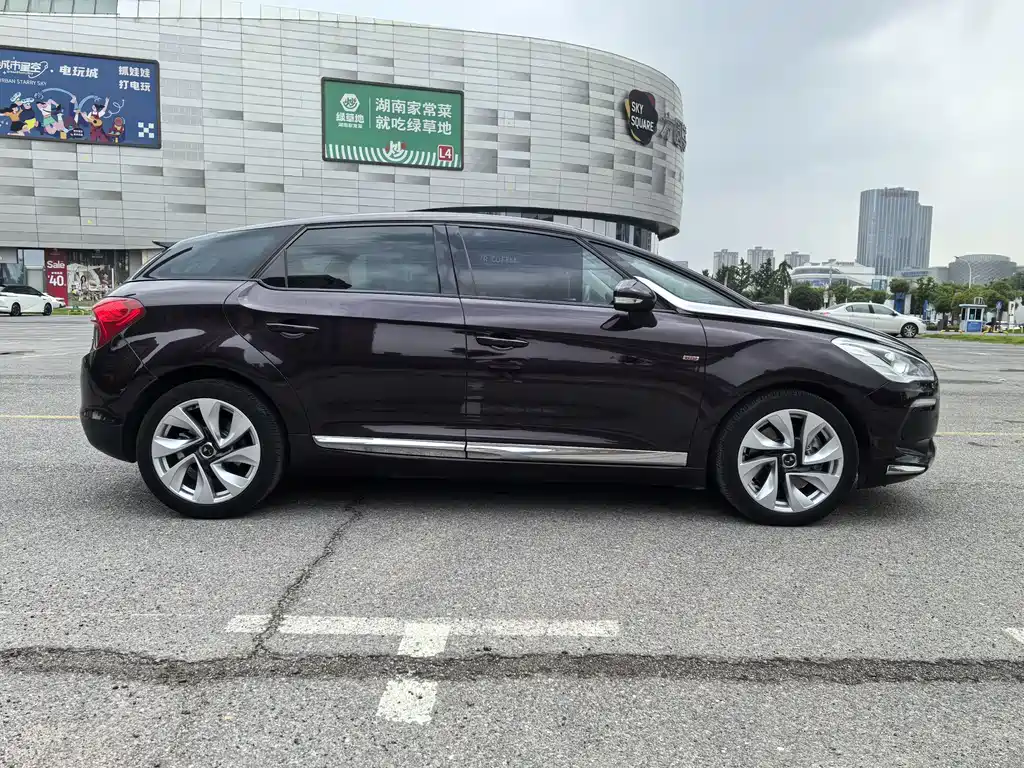 DS 5 DS 5 2014款 1.6 T 尊享版THP200