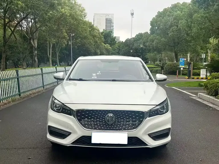 MG6 20 T Auto Trophy Premium Internet CN-V