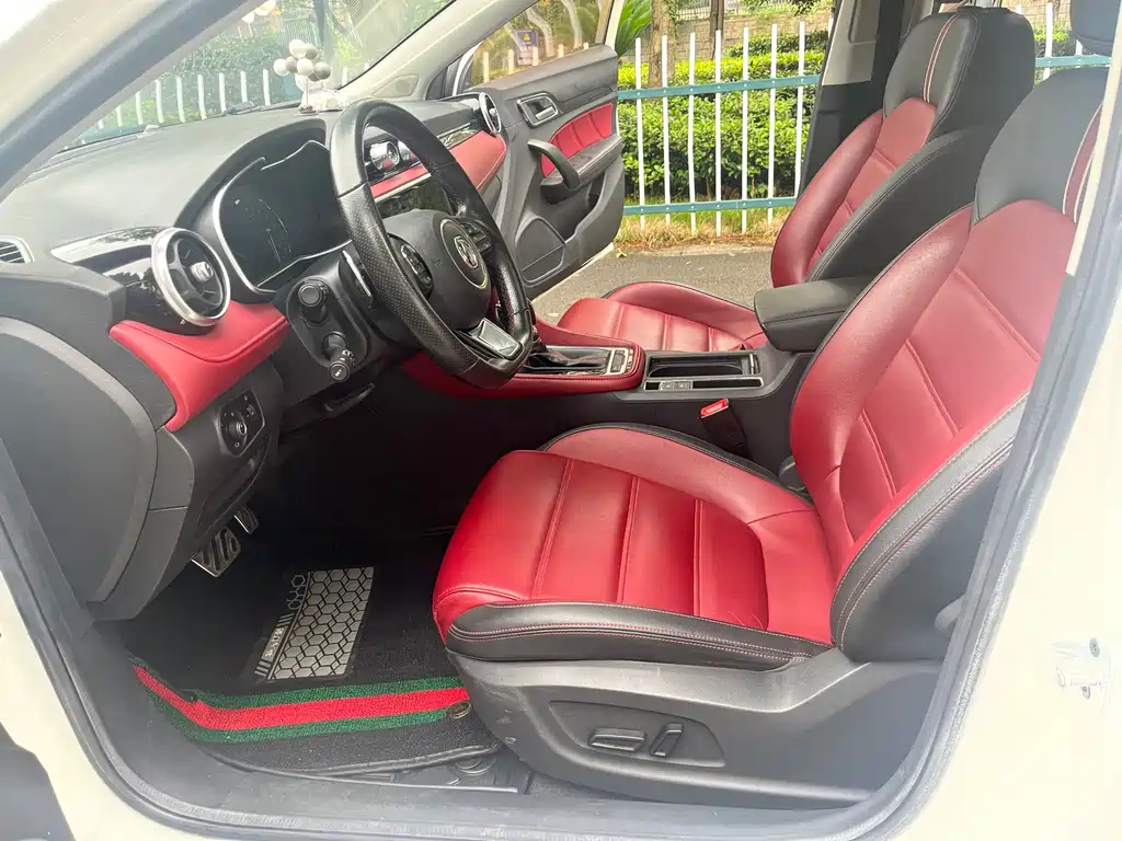 MG6 20 T Auto Trophy Premium Internet CN-V
