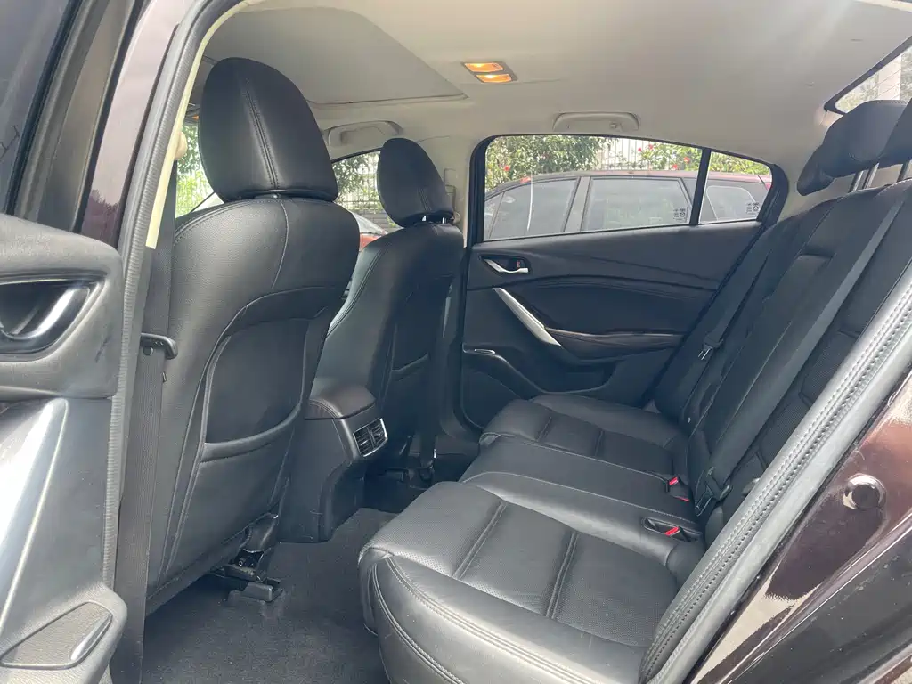 Atenza 2.0 L Blue Sky Luxury CN-V