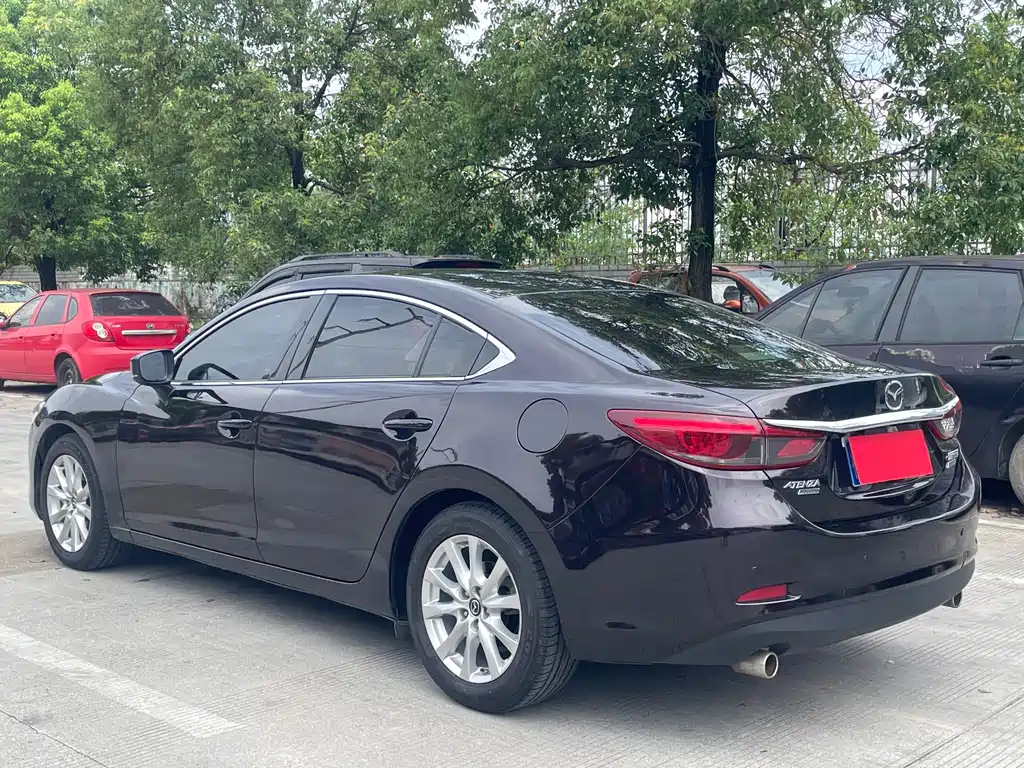 Atenza 2.0 L Blue Sky Luxury CN-V