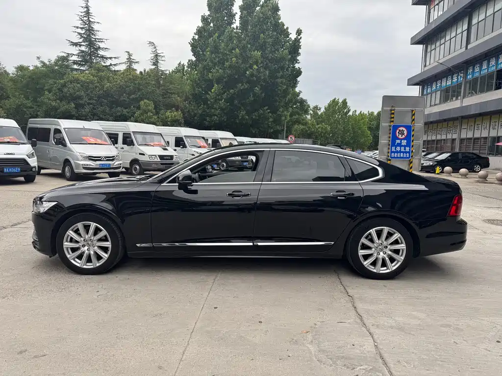 Volvo S90 Facelift T5 Smart Ease Luxury