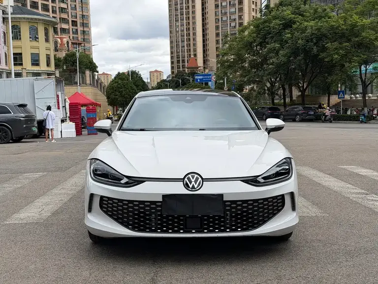 Volkswagen Lamando Lamando L 280 TSI DSG Spicy Cool