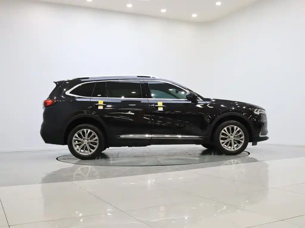 Envision Plus Envision Plus 652 T 5-seat Luxury