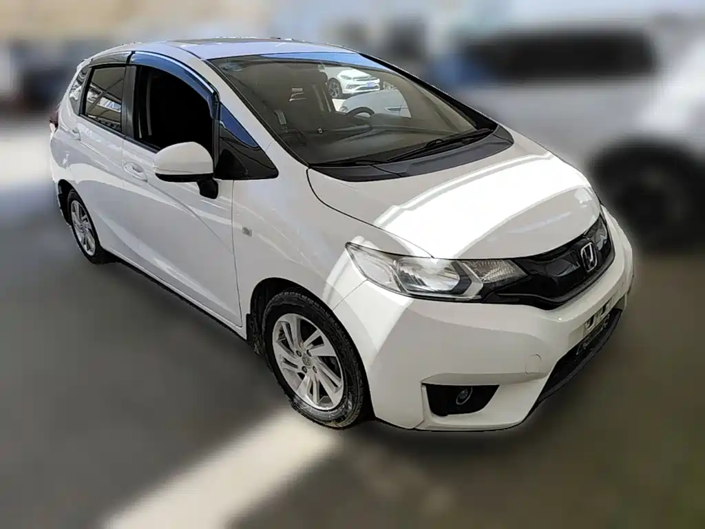 Fit 1.5 L LXS CVT Comfort Sunroof