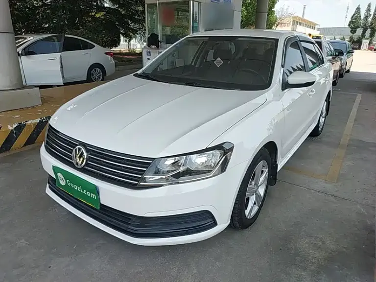 Volkswagen Lavida 1.6 L Auto Style