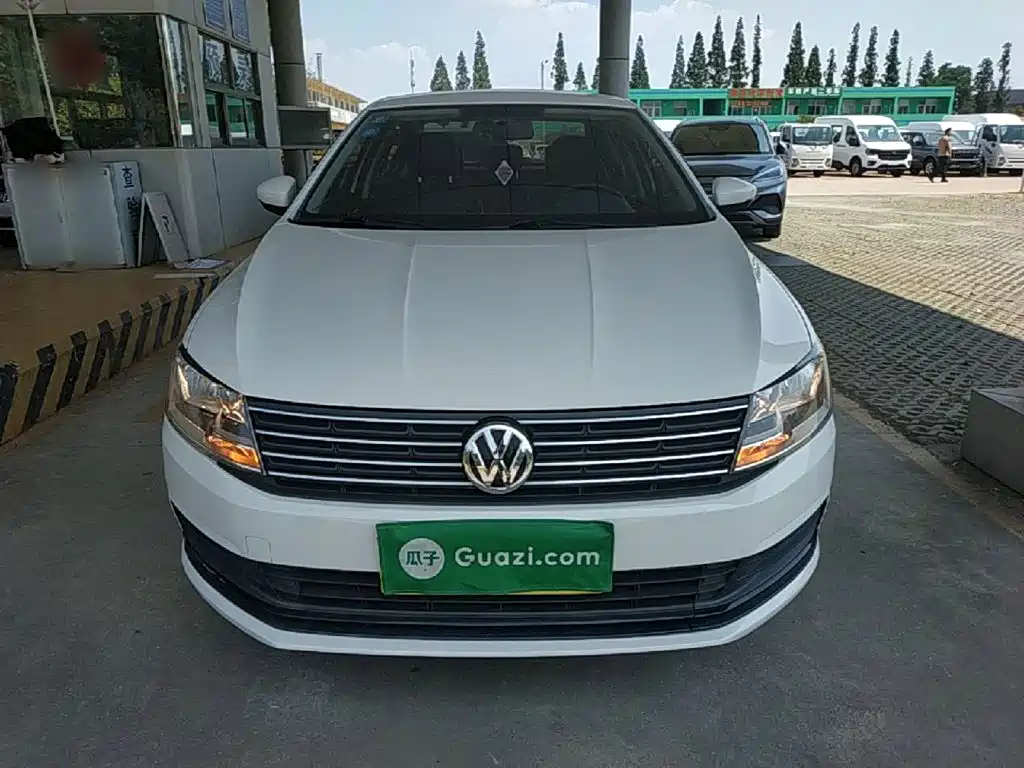 Lavida 1.6 L Auto Style