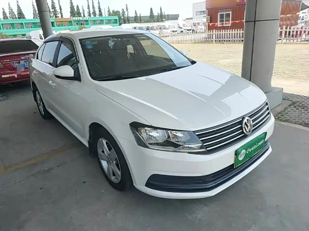 Lavida 1.6 L Auto Style