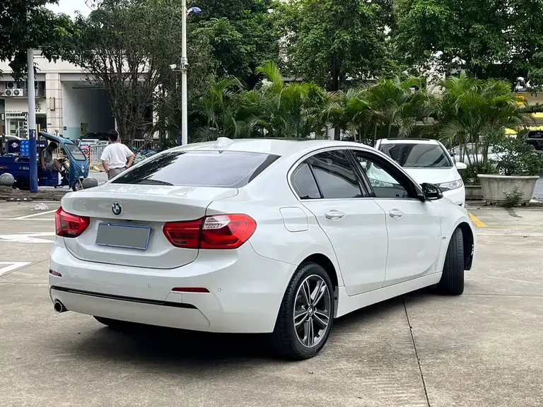 BMW 1 Series 118 i Sport