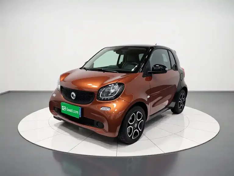smart fortwo 0.9 T 66 kW Hardtop Pioneer