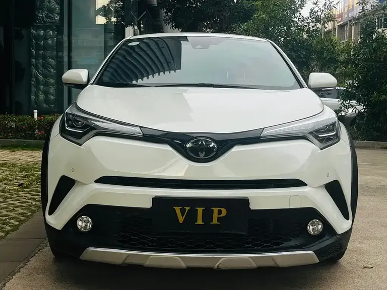 Toyota C-HR 丰田C-HR 2018款 2.0 L 酷越豪华版 国VI