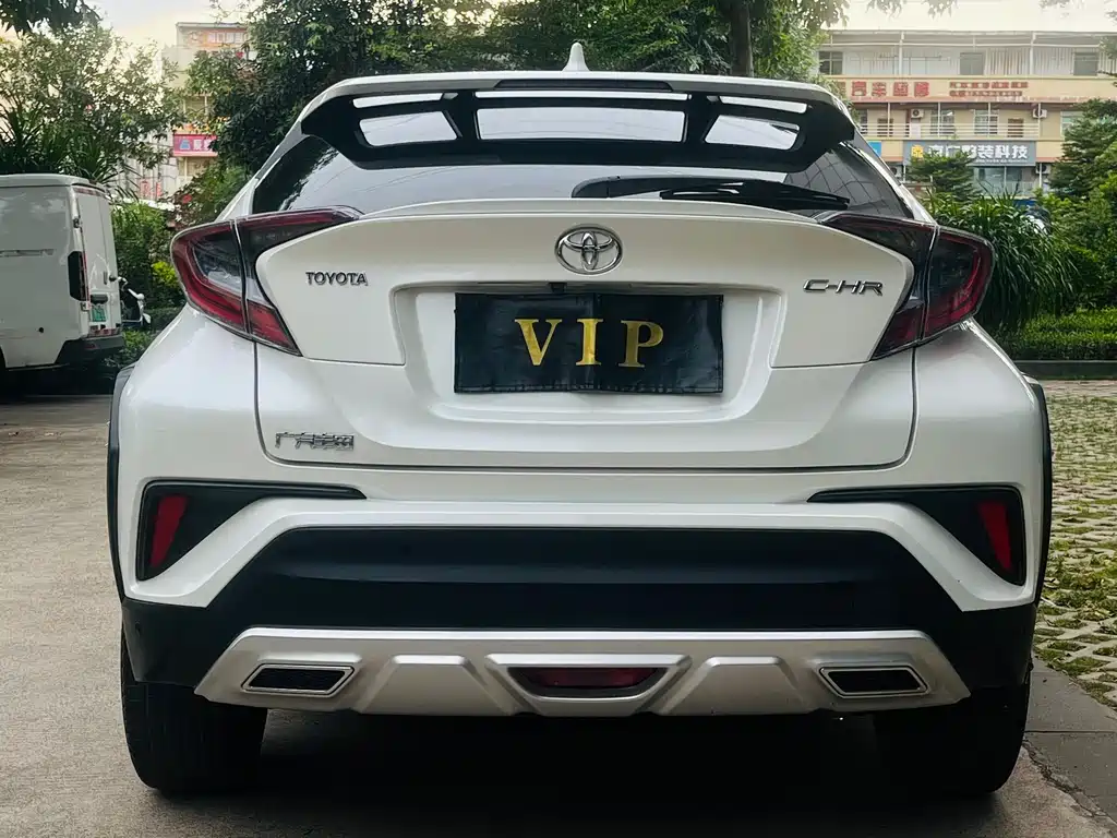 Toyota C-HR 丰田C-HR 2018款 2.0 L 酷越豪华版 国VI