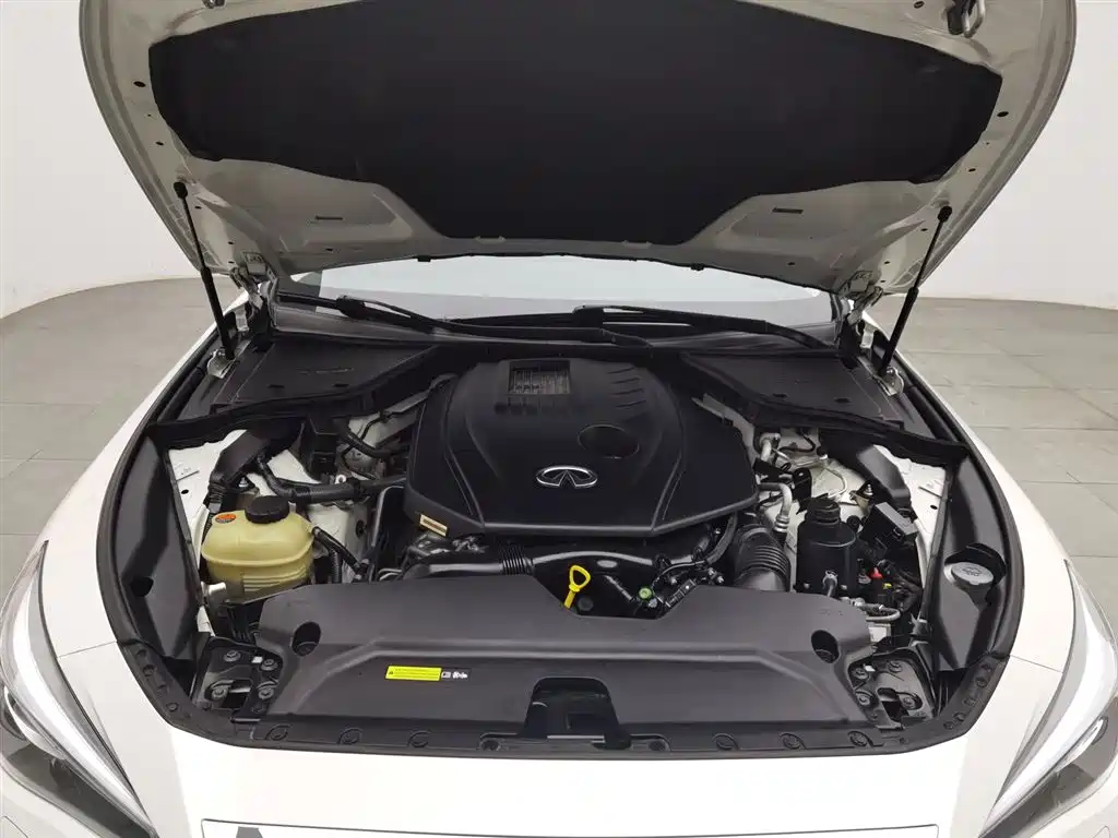 Infiniti Q50 L 2.0 T Comfort Enjoyment