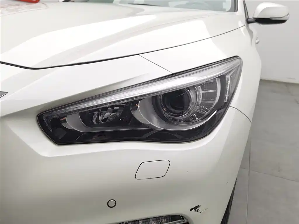Infiniti Q50 L 2.0 T Comfort Enjoyment