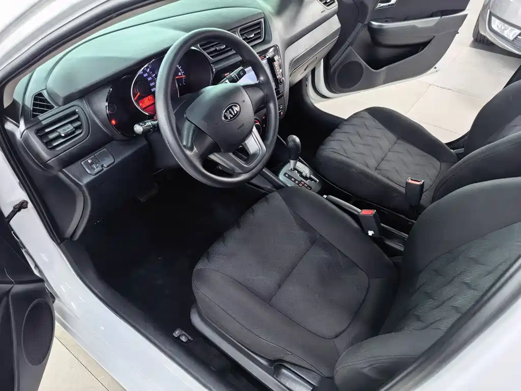 Kia K2 Sedan 1.4 L AT GLS Commemorative