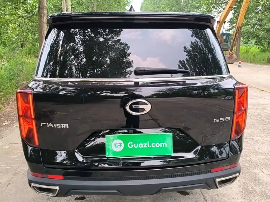 GAC Trumpchi GS8 Navigator Series 2.0 TGDI 2 WD Premium (7-seat)