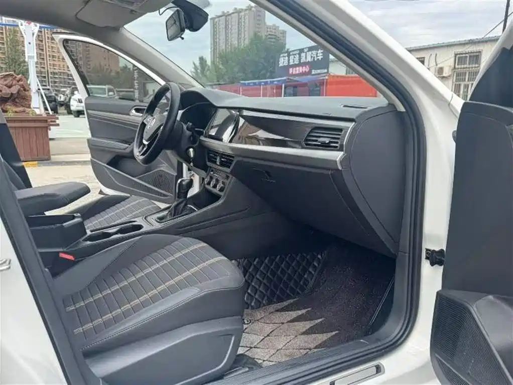 Lavida 280 TSI DSG Comfort