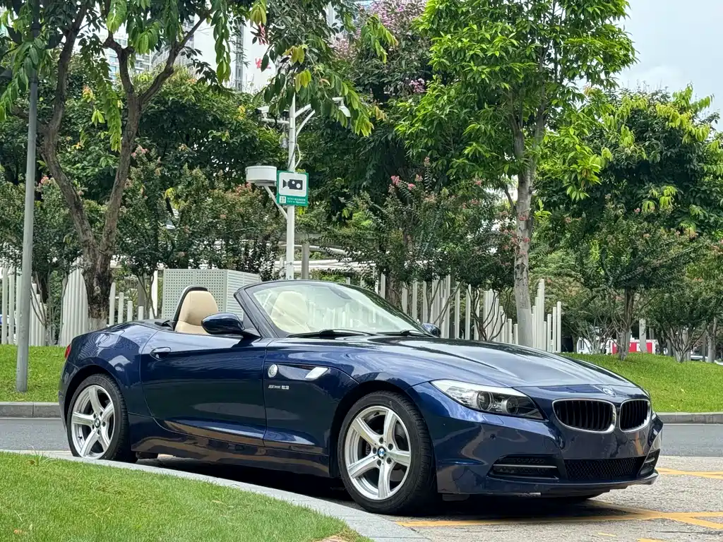 BMW Z4 sDrive23 i Leading