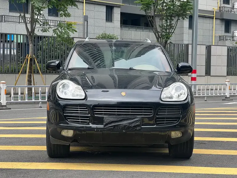 Porsche Cayenne Cayenne 3.2 L AT