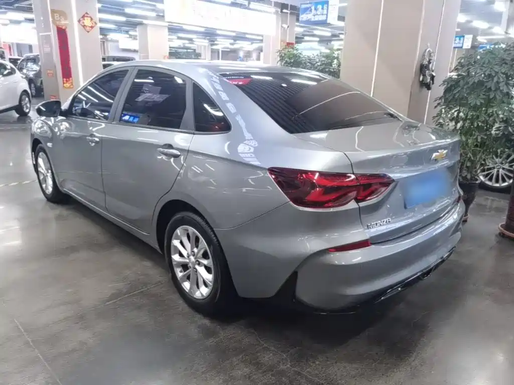Monza 1.5 L DCT Joy