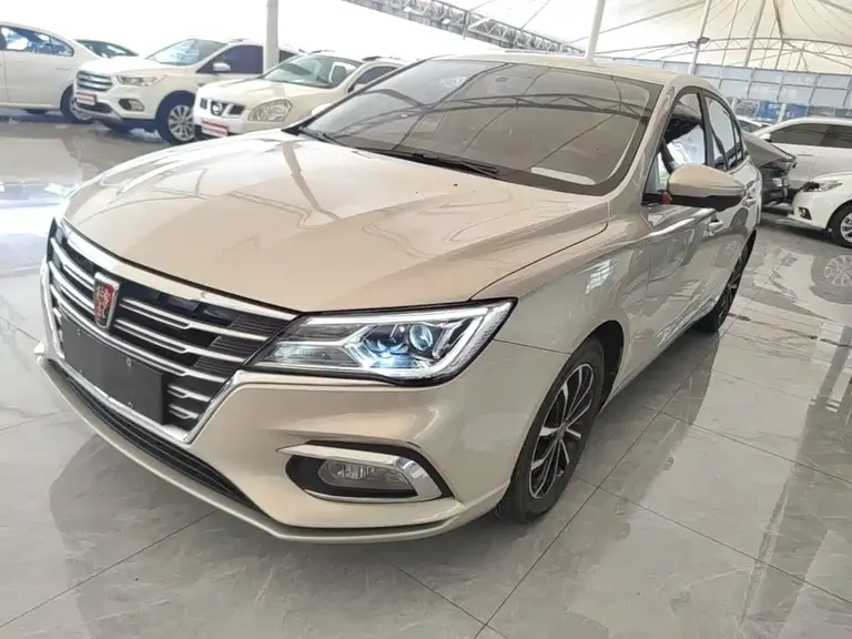 Roewe i5 1.5 L Auto 4 G Connected Leading Luxury Flagship