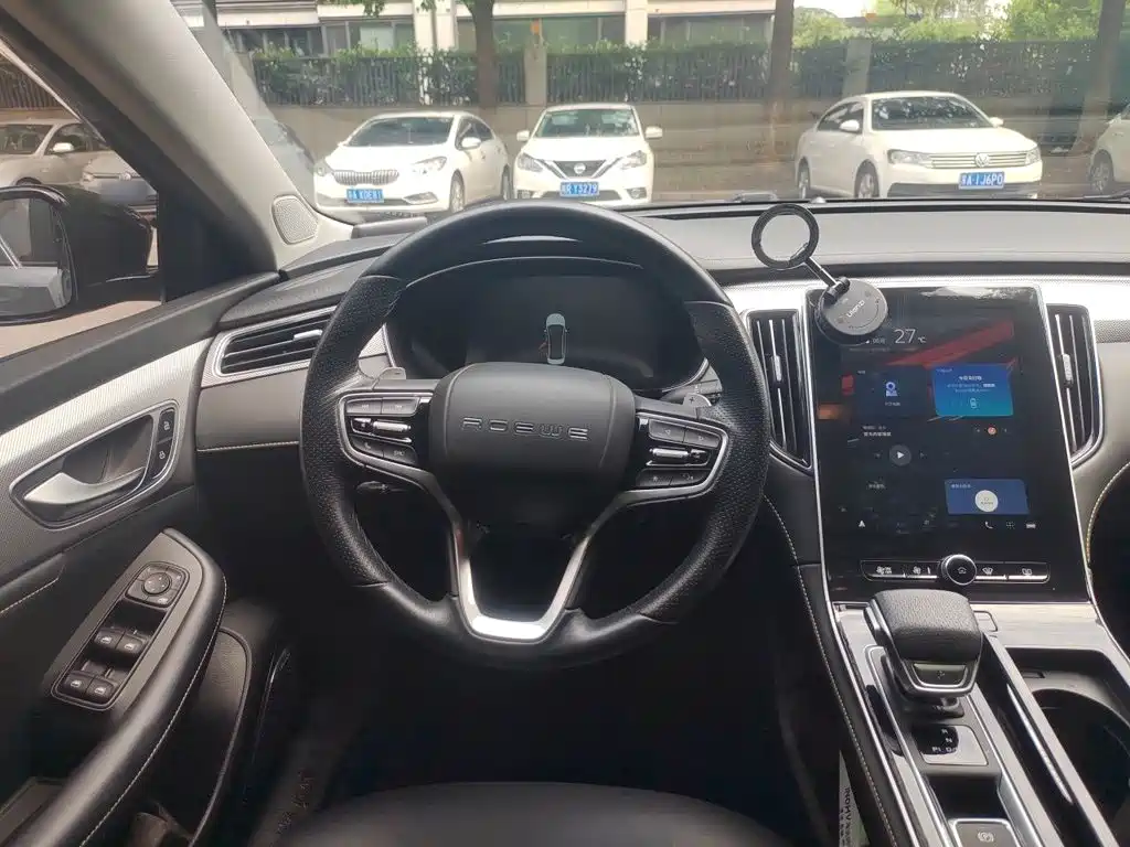 Roewe i6 MAX 荣威i6 MAX 2020款 300 TGI 自动爽酷智驾版