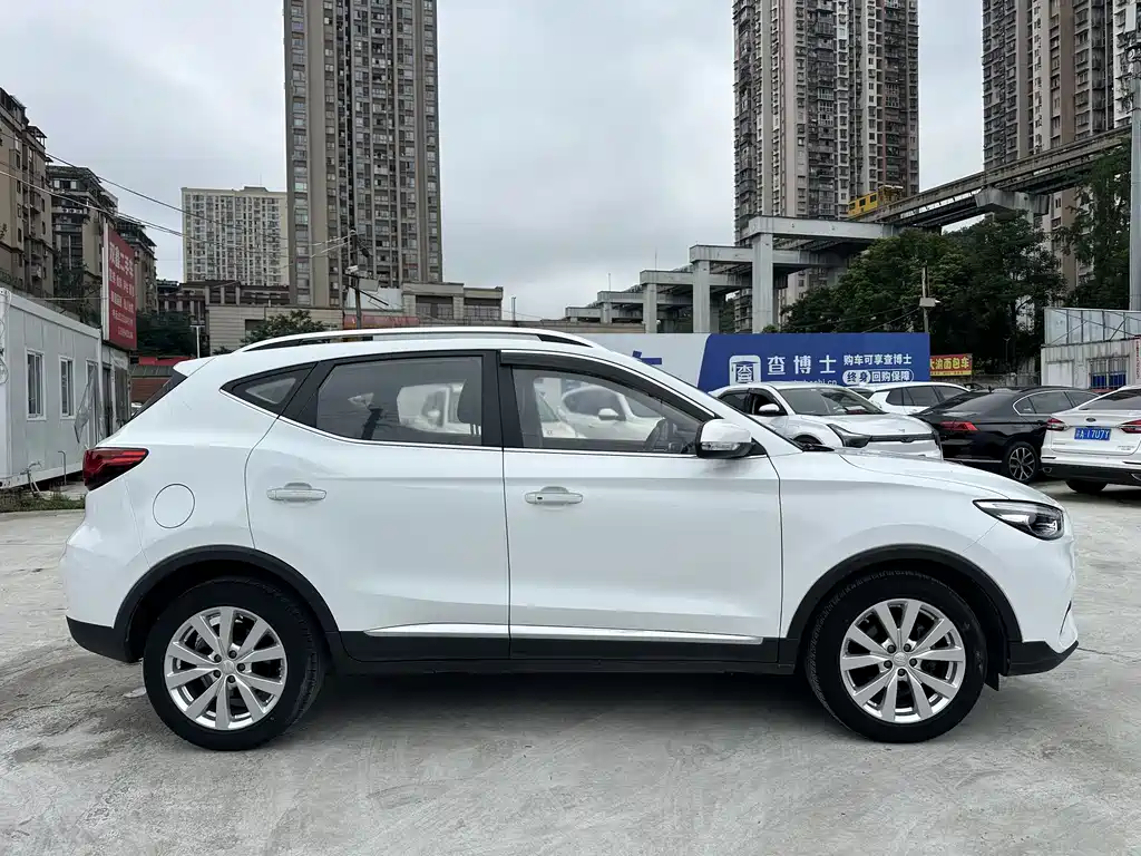 MG ZS 180 DVVT Auto Lite