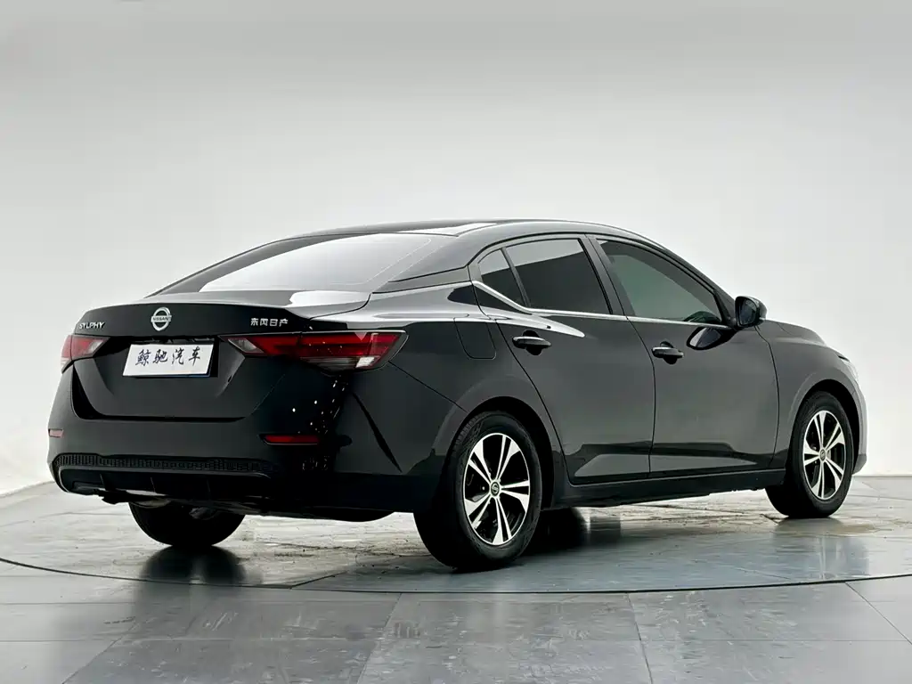 Sylphy 1.6 L XL CVT Joy
