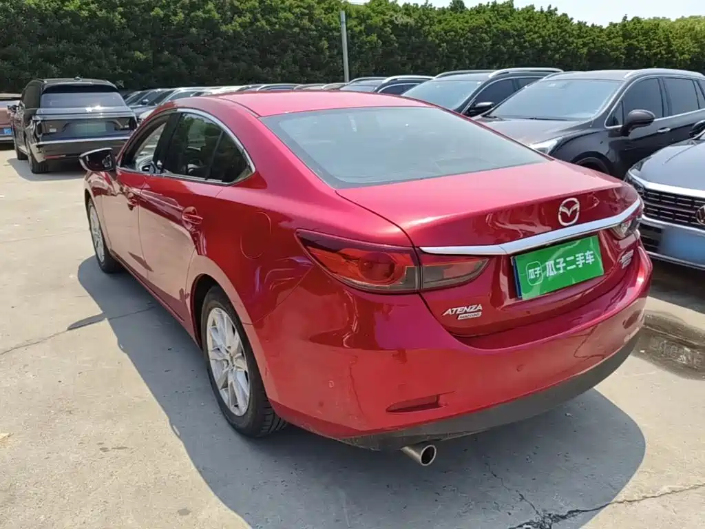 Atenza 2.0 L Blue Sky Luxury