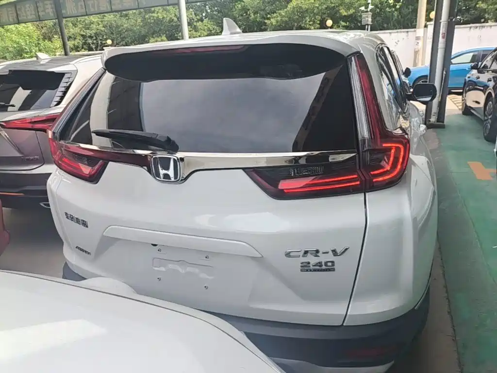 Honda CR-V 240 TURBO CVT 4 WD Luxury