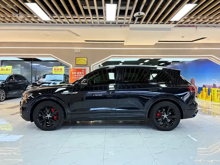 Volkswagen Touareg 3.0 TSI Sharp Enjoyment CN-VI
