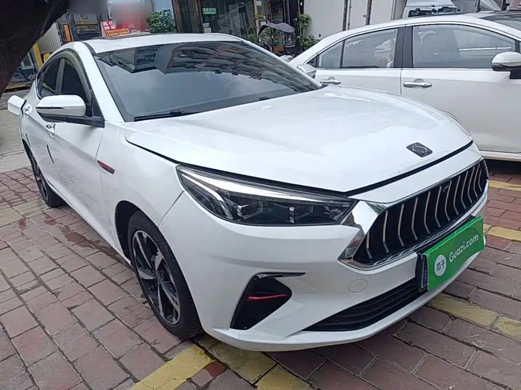 Sehol A5 1.5 T CVT Distinguished Connected