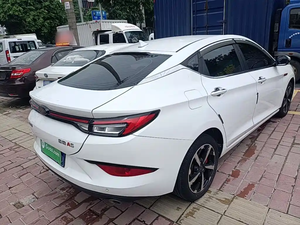 Sehol A5 1.5 T CVT Distinguished Connected
