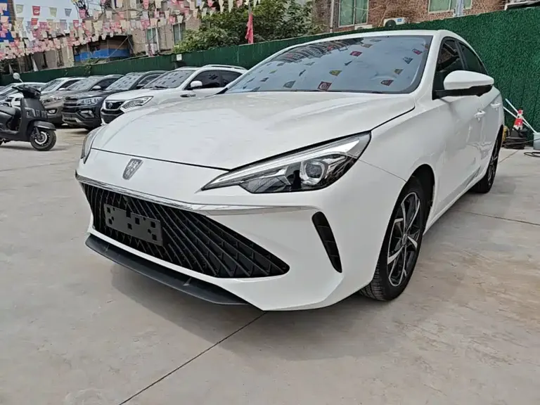 Roewe i5 1.5 L CVT Honored