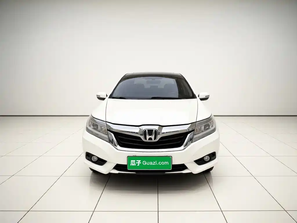 Crider 1.8 L Auto Luxury