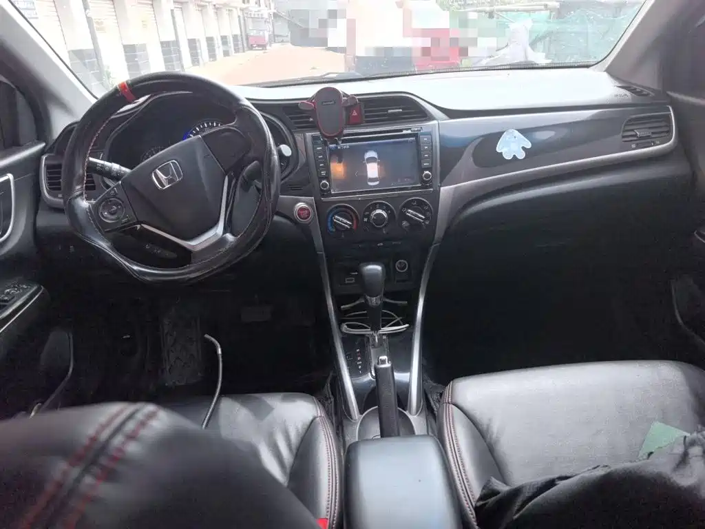 Crider 1.8 L Auto Luxury