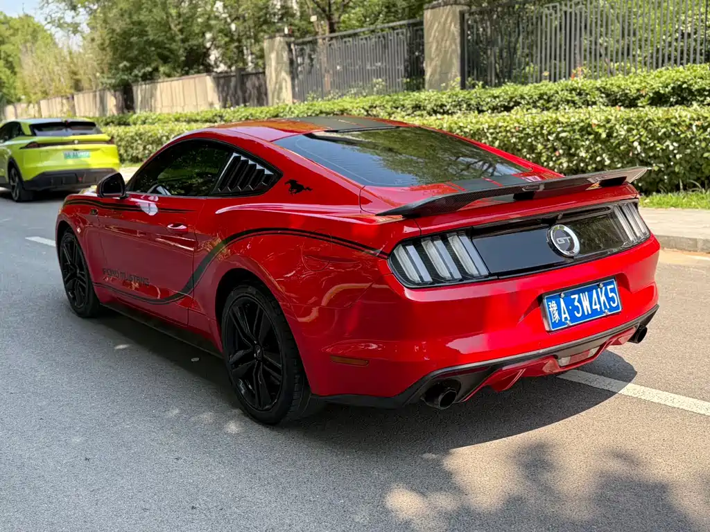 Mustang 2.3 T 50 Anniversary