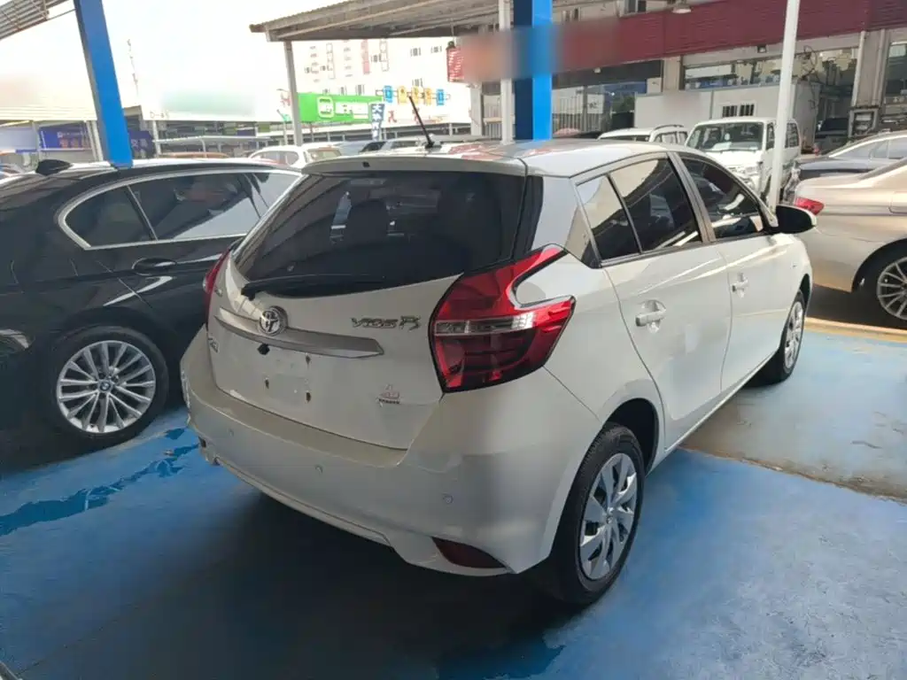 Vios FS 1.5 L CVT Sharp Speed