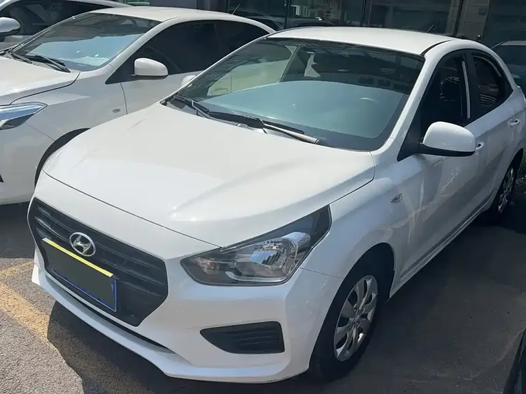 Hyundai Accent 1.4 L Manual GL Refreshed