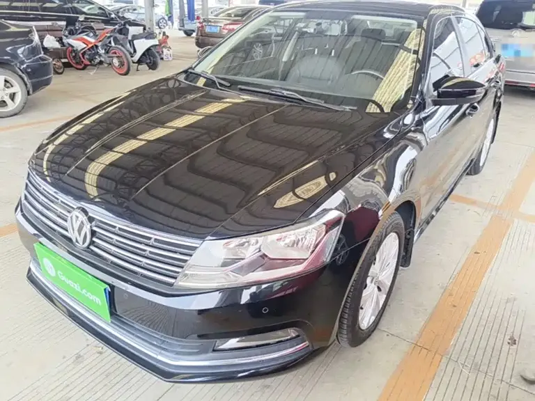 Volkswagen Lavida 1.6 L Auto Comfort