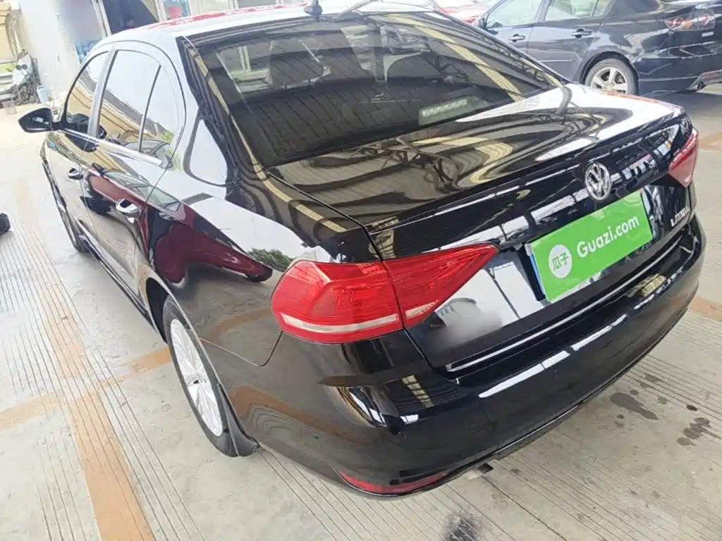 Lavida 1.6 L Auto Comfort