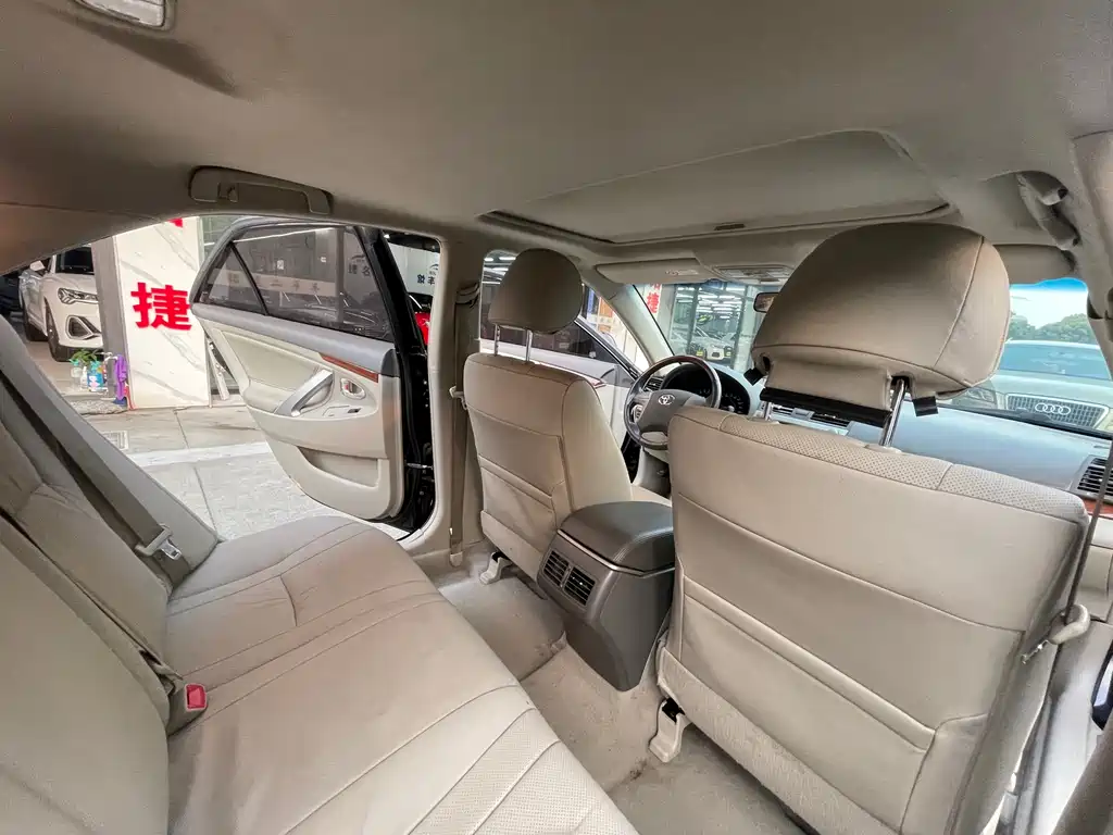 Camry 200 G Classic Luxury