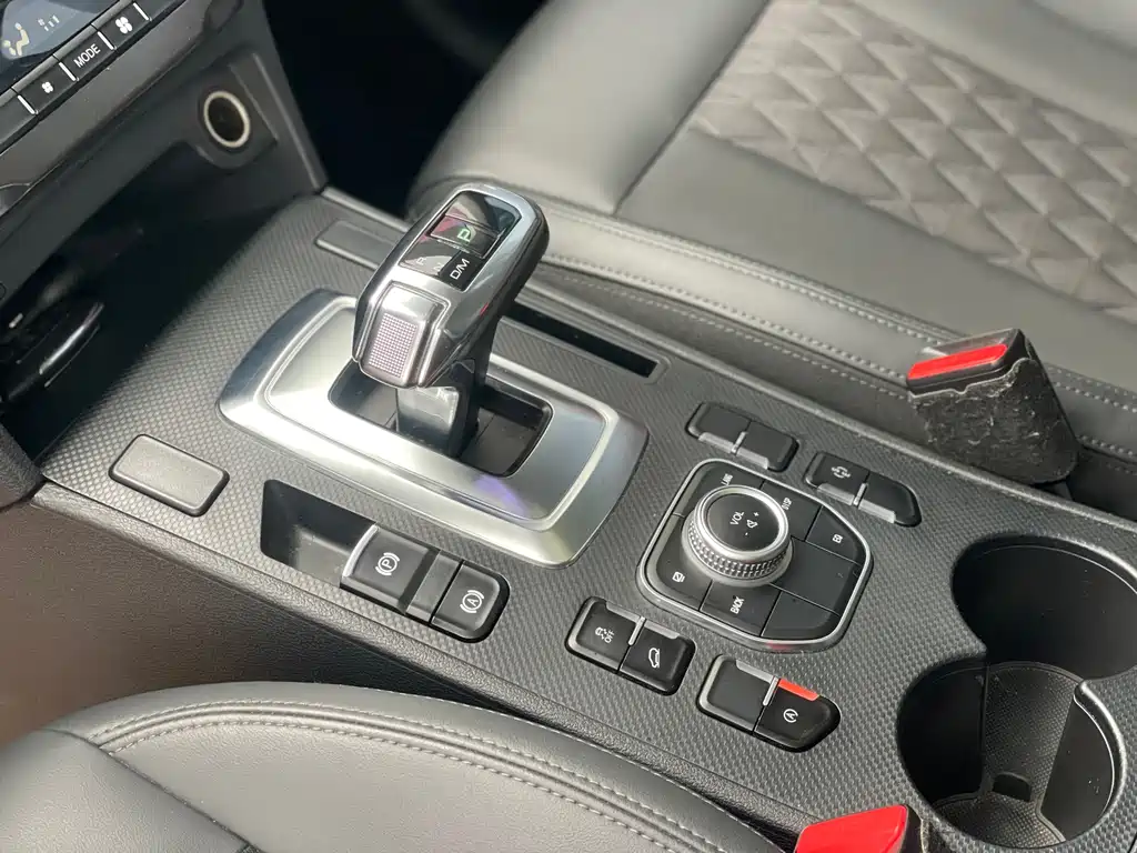 Haval H6 Coupe Connected 1.5 T Auto 2 WD Elite