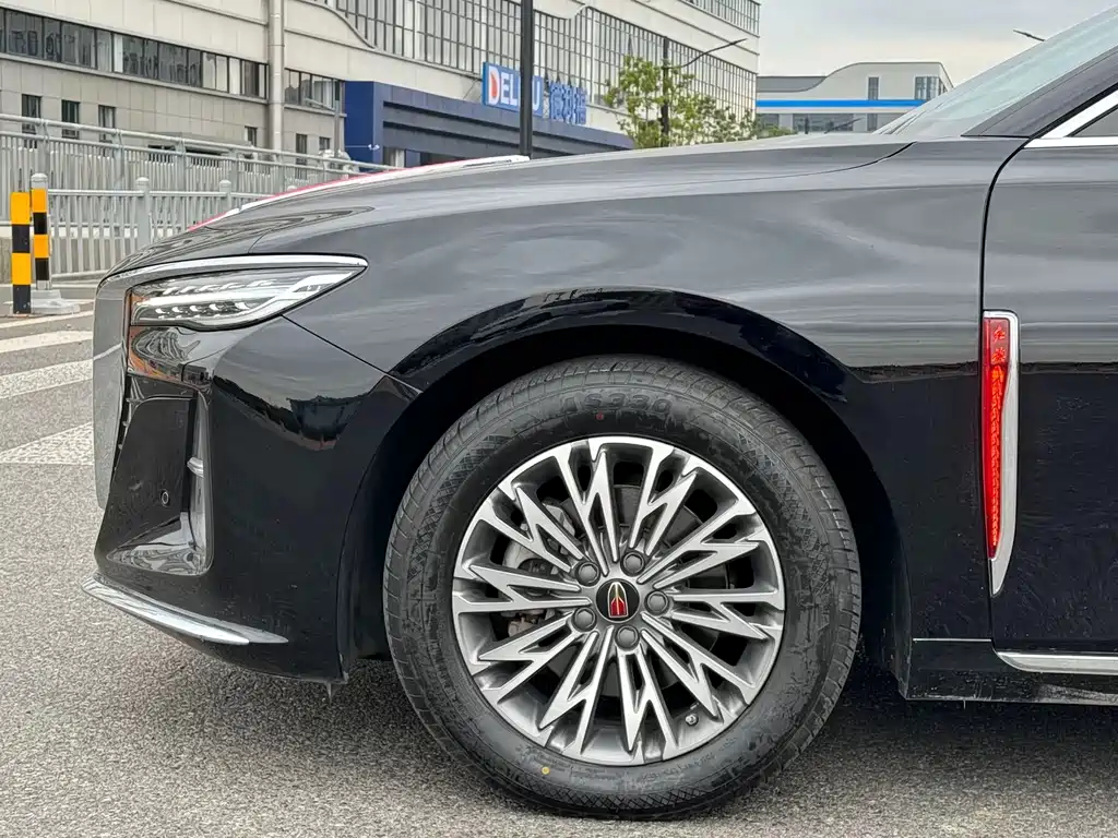 Hongqi H5 1.5 T DCT Flagship Joy