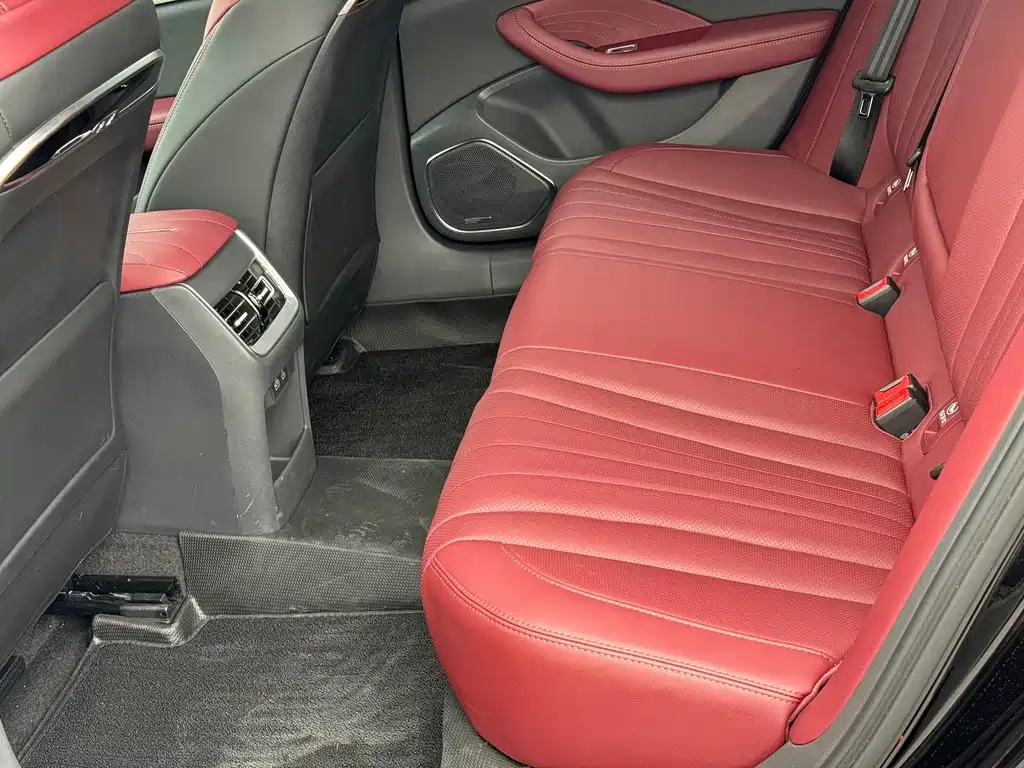 Hongqi H5 1.5 T DCT Flagship Joy