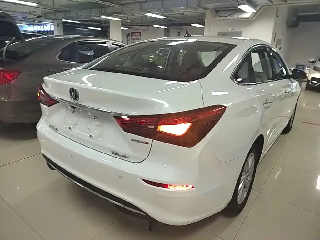 Eado 逸动 2019款 1.6 L GDI 手动超值版 国VI