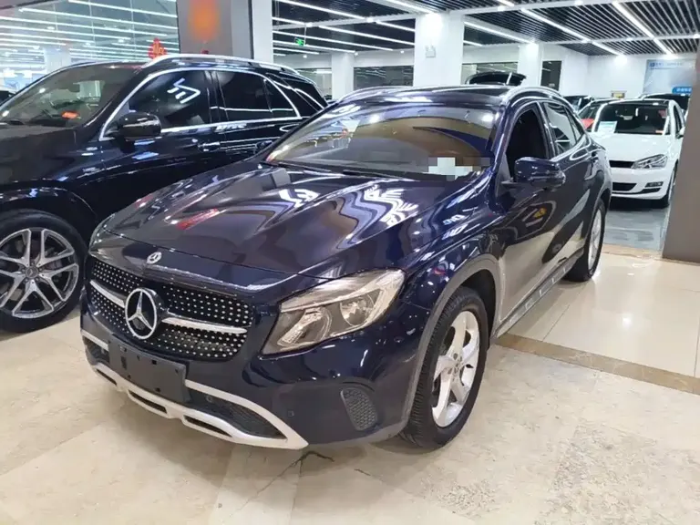 Mercedes-Benz GLA GLA 200 Dynamic