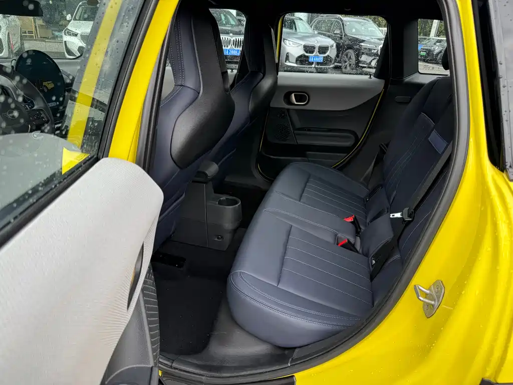 MINI 2.0 T COOPER S Artist 5-door