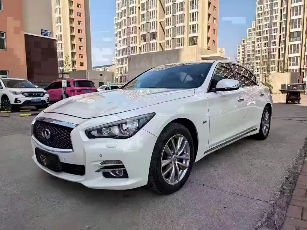 Infiniti Q50 L 2.0 T Joy